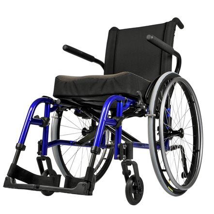 QUICKIE QXi Lightweight Folding Wheelchair