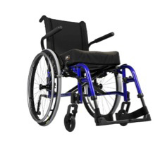 Custom folding wheelchair